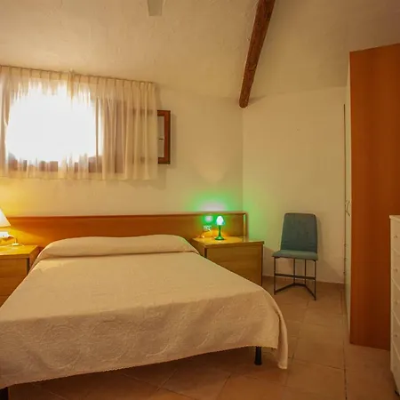 Domek alpejski Klodge - Cuncheddi 9-3 Olbia
